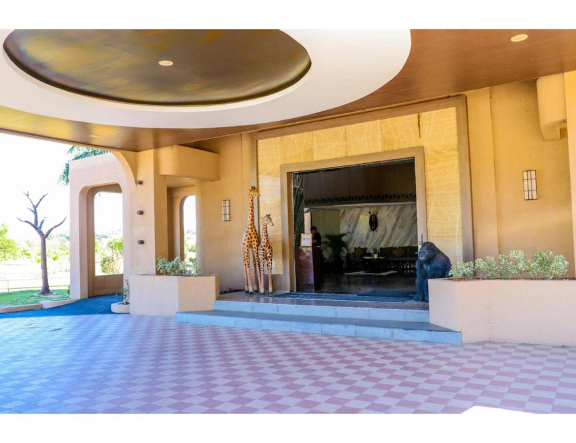 Safari Hotel And Villas Powered By Cocotel Bulala Extérieur photo